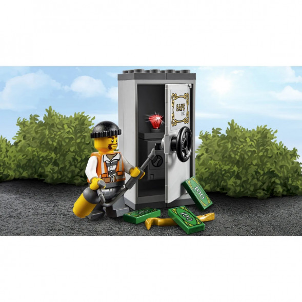 Конструктор LEGO City Police 60137 Побег на буксировщике в Грозном