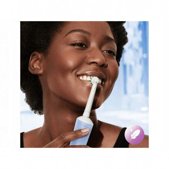 Электрическая зубная щетка Oral-B Vitality Pro D103, голубой в Грозном
